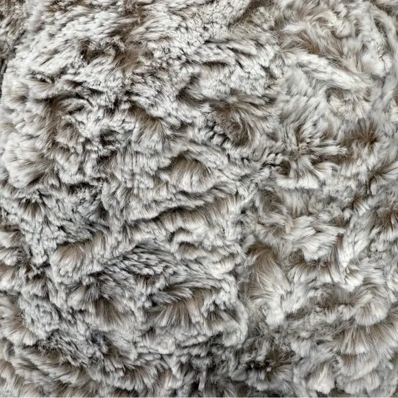 Demdaco Jumbo Giving Bear in Gray, Cream, Beige - Picture 8 of 16